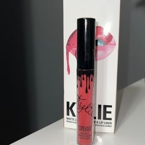 Kylie lip kit